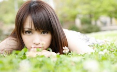 佛山女生当街激吻门